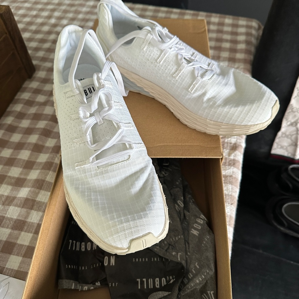 NO BULL Ripstop Runner Sneakers in White and Ivory 10 Mens 11.5 Womens